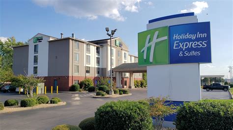 which holiday inn express is closer to the rolex kentucky|holiday inn locations.